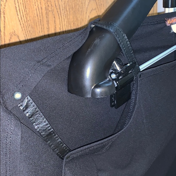 Cold shoulder top - Picture 3 of 4